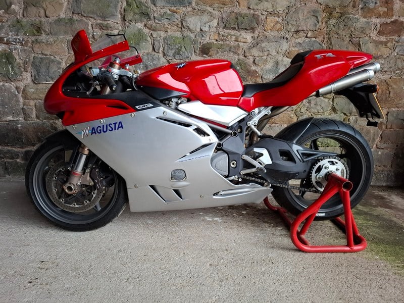 2000 MV Agusta 750 S - 1 2000 MV Agusta 750 S - 1