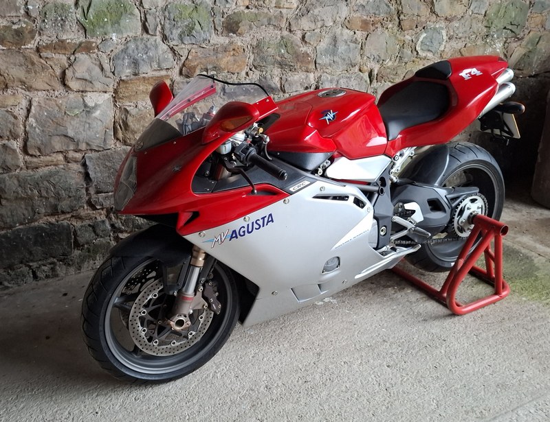 2000 MV Agusta 750 S - 2 2000 MV Agusta 750 S - 2