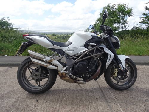 2016 16 MV AGUSTA BRUTALE 990R Only 2,000 miles  For Sale