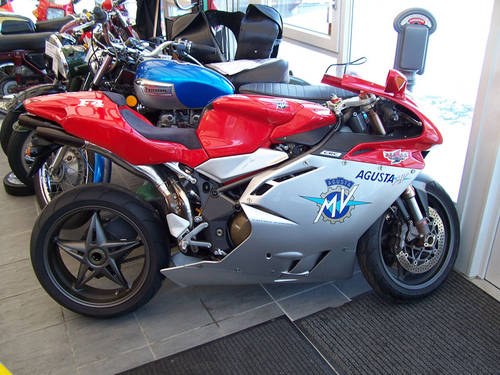 2001 MV Agusta F4 750 S with LOW milage In vendita