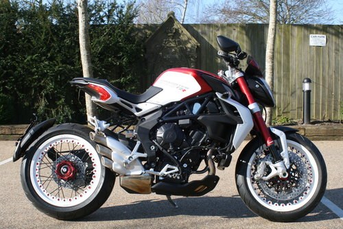 2018 GORGEOUS MV AGUSTA DRAGSTER RR EURO 3 For Sale