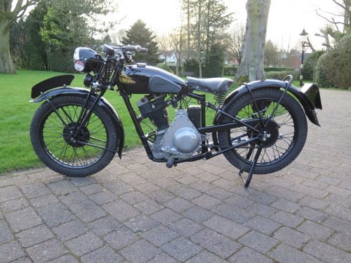 A 1936 New Imperial Model 30 250cc - 30/06/2021 Te koop bij veiling