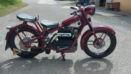 1951 NIMBUS 750 IN-LINE FOUR. VERY NICE CLASSIC SOLD