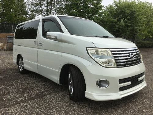 2005 Fresh Import Nissan Elgrand Highway Star 3.5 L 8 Seats For Sale