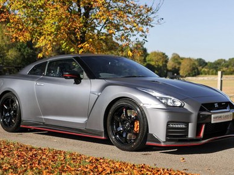 2017 Nissan GT-R Nismo 3.8 (600) - in Ultimate Stealth Grey