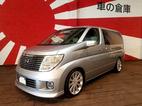 2004 NISSAN ELGRAND E51 3.5 X TWIN POWER DOORS 8 SEATER *  SOLD