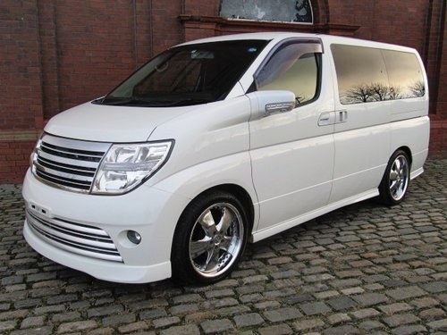 2006 NISSAN ELGRAND 2.5 RIDER S 4X4 ONLY 49000 MILES BODY KIT  SOLD