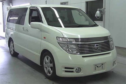 2004 NISSAN ELGRAND 3.5 AUTOMATIC 4X4 8 SEATER CAMPER SOLD