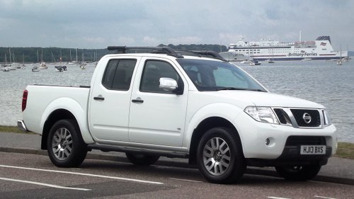 2013 NISSAN NAVARA OUTLAW DCI V6 AUO DOUBLE CREW 4WD PICK UP  For Sale
