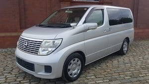 NISSAN ELGRAND 2008 2.5 AUTOMATIC 8 SEATER * CAMERA & POWER  For Sale