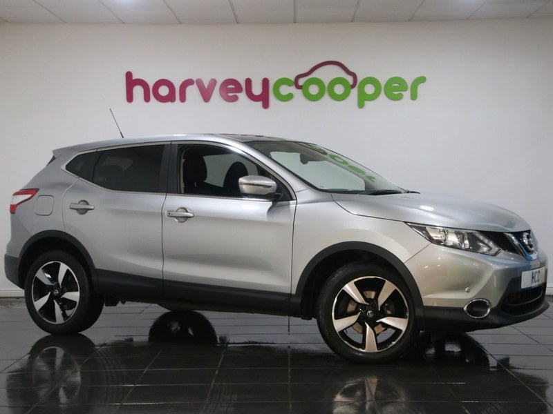 Nissan Qashqai 1.6 dCi N-Connecta 5dr Xtronic 2016(66)