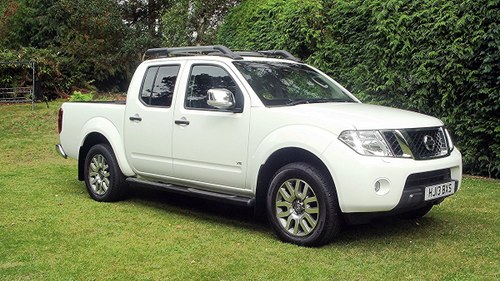 2013 NISSAN NAVARA OUTLAW DCI V6 3.0 AUTO DOUBLE CAB 4WD PICK UP SOLD