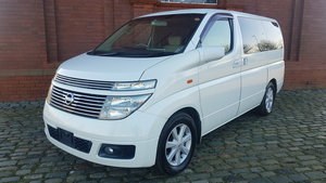 NISSAN ELGRAND 2004 3.5 VG 4X4 TWIN POWER DOORS 8 SEATER * T SOLD