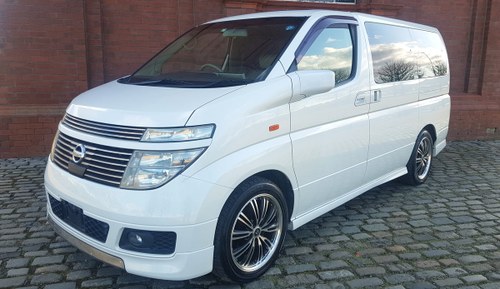 2004 NISSAN ELGRAND 3.5 XL 4X4 AUTOMATIC * TWIN SUNROOF * SOLD