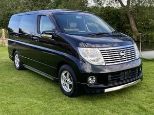 NISSAN ELGRAND 2005 3.5 XL 4X4 * LEATHER SEATS * 7 SEATER SOLD
