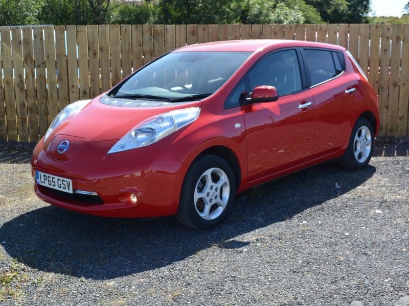 2015 Nissan Leaf 24kwh Acenta 6.6kw Charger