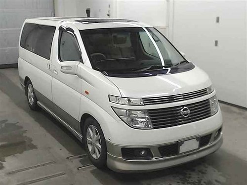 2003 NISSAN ELGRAND 3.5 X 8 SEATER 4X4 TWIN SUNROOFS * LOW MILES SOLD