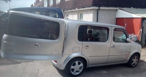 2004 Nissan Cube, rare model For Sale