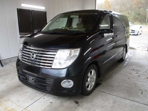 2005 NISSAN ELGRAND 2.5 HIGHWAY STAR 4X4 8 SEATER * LOW MILES For Sale