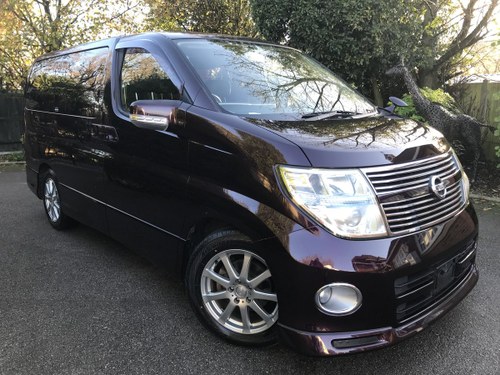 2010 Nissan Elgrand 2.5 V6 AUTO, HIGHWAY STAR, 8 Seats For Sale