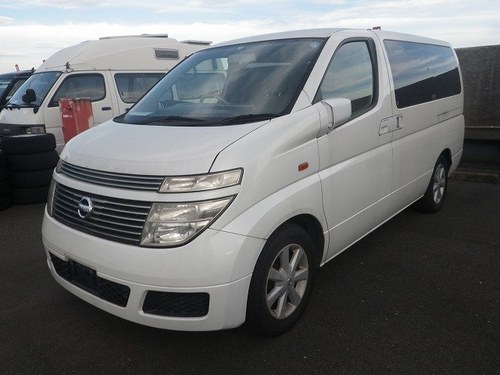 NISSAN ELGRAND 2005 WITH LOW LEVEL DISABILITY ACCESS SEAT In vendita