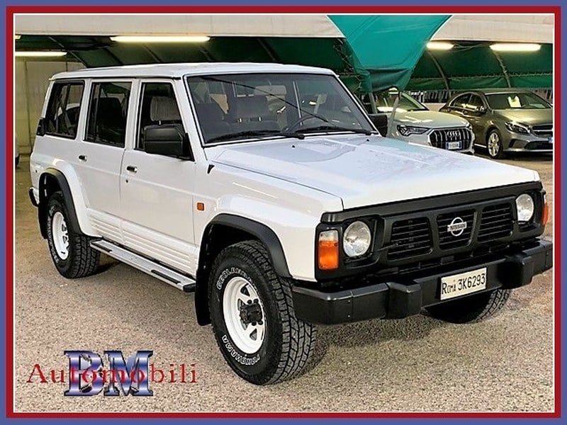NISSAN PATROL GR SAFARI WAGON 7 SEATS