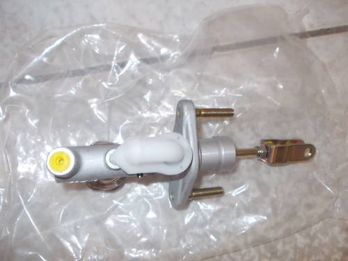 Nissan X-Trail dci clutch master cylinder  For Sale