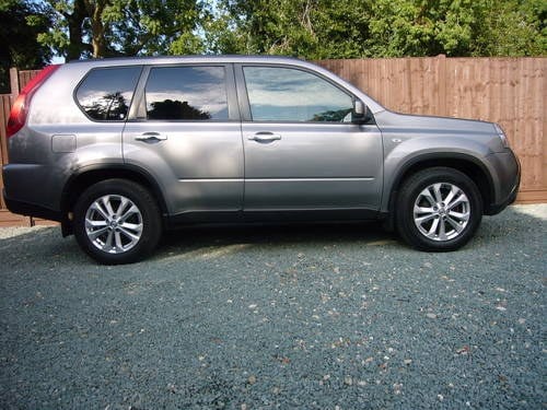 NISSAN X-TRAIL ACCENTA 2011-11, DIESEL, 38000 MILES VENDIDO