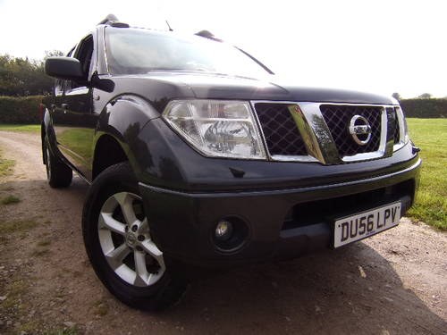 2006 Nissan Navara 2.5dCi Aventura 4x4 Pick Up (120,752m) SOLD