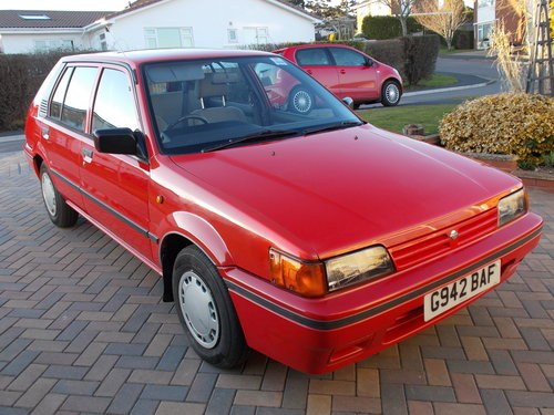 1990 nissan sunny 1.6 automatic 42.600  miles from new In vendita