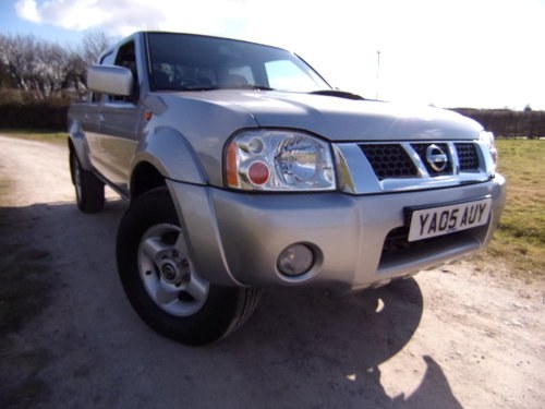 2005 Nissan Navara 2.5 DI nSport, 4x4 Double Cab (106,006 m) VENDIDO