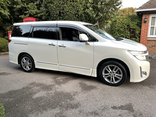 2011 Nissan elgrand 2.5v6 auto highway star For Sale