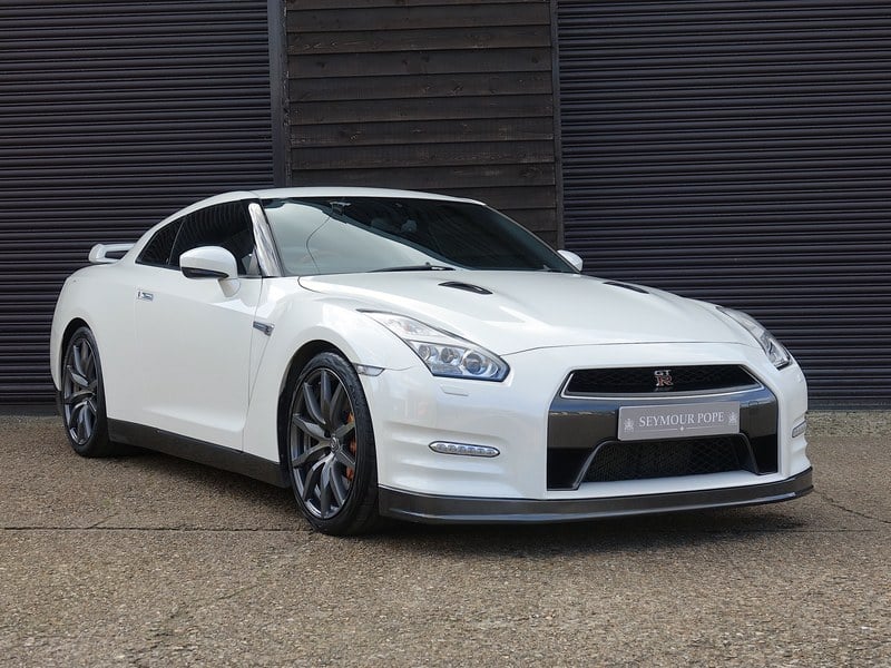 Nissan R35 GTR 3.8 V6 Recaro Coupe (36,500 miles)