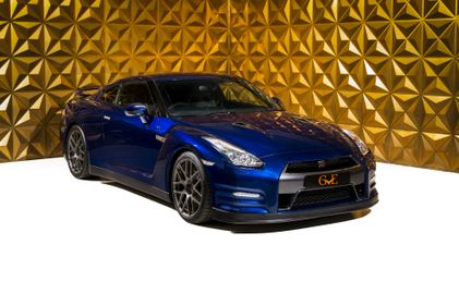 Picture of Nissan GTR