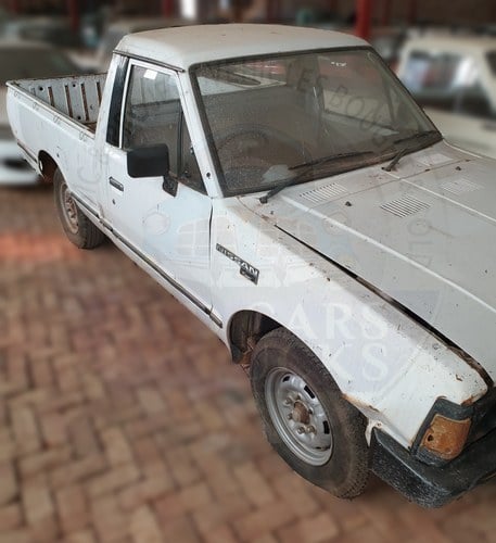 1986 Nissan 720 Pick Up for restoration En Venta