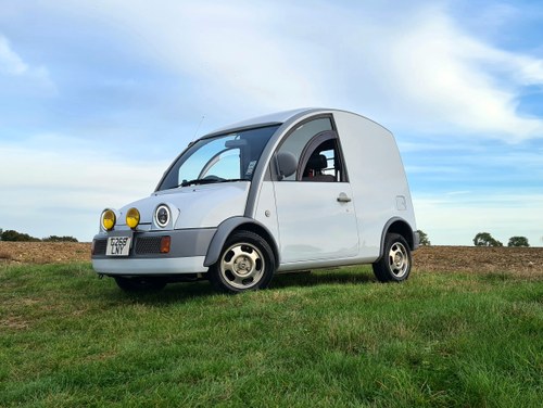 1990 Nissan S-Cargo Auto