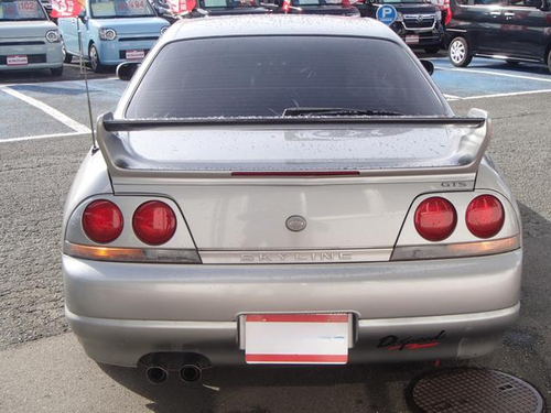 1996 Nissan Skyline - 2