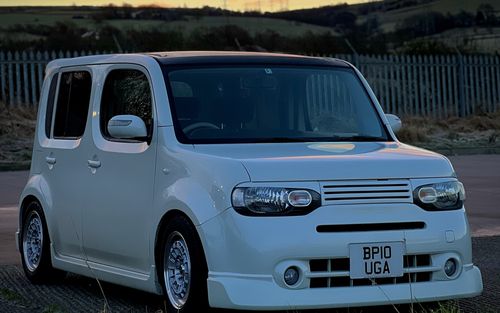 2010 Nissan Cube Z12 (picture 1 of 45)