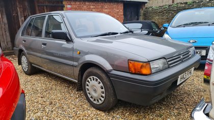 Nissan Sunny 1.6L GS Automatic - Rust Free Example.