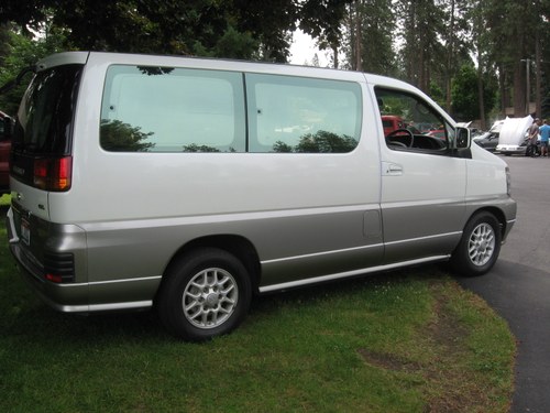 SOLD-SOLD 1998 nissan elgrand time capsule 24,000 miles