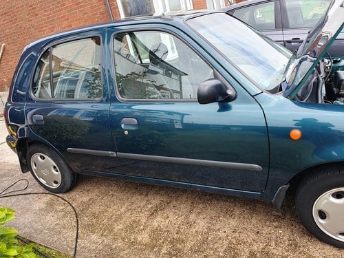 1995 Nissan Micra
