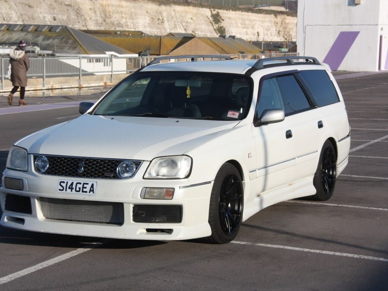 Rapid Classics: Eine Suche. Alle Oldtimer. 31 » Rapid Classics: Eine Suche. Alle Oldtimer. 1998 Nissan Stagea RS Four S