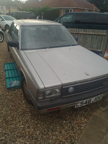 1986 Nissan Laurel