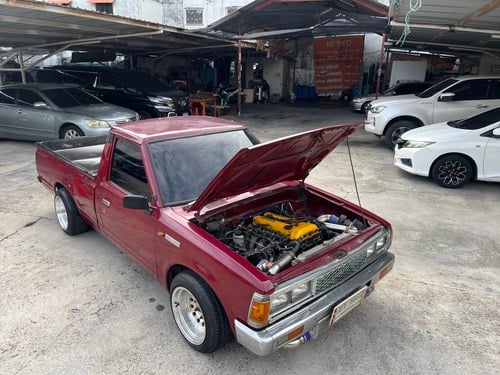 1984 Nissan 720 SR20DE+T Engine Swapped
