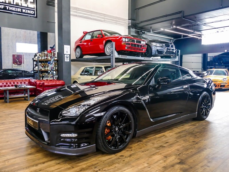 2011 Nissan GTR - 1 2011 Nissan GTR - 1