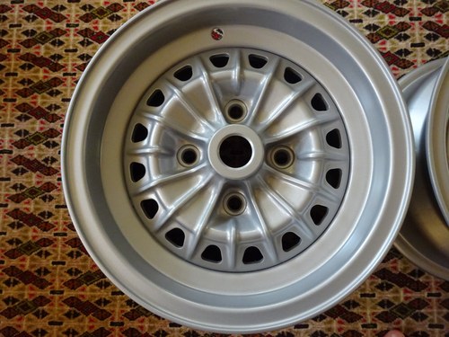 Maserati 15" Borrani wheels - set of 4