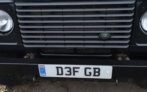 Number plate (picture 1 of 2)