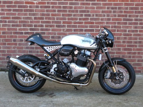 2015 Norton Domiracer No.20 - Just 5 miles from new ! In vendita