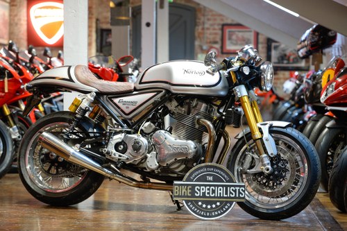 2015 Norton Commando 961 Cafe Racer with upgraded exhaust sytem For Sale