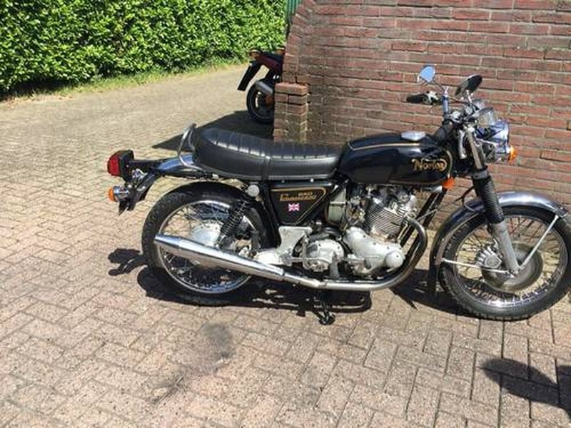 Norton commando 850